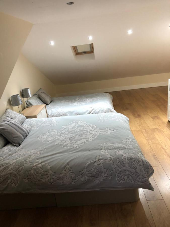 Big Room Rusholme With Tv And Private Bathroom-Parking&Wifi Manchester Zewnętrze zdjęcie