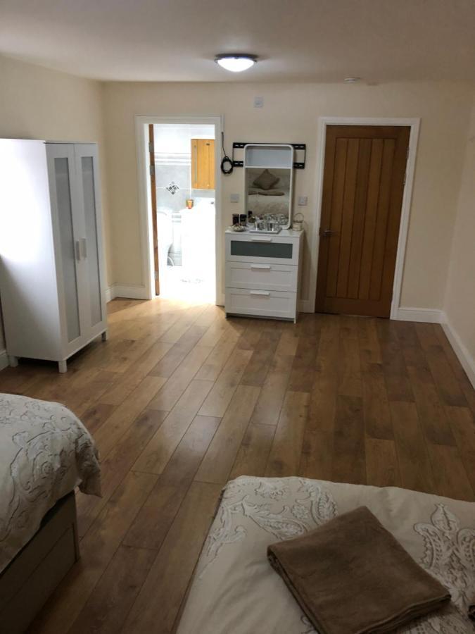 Big Room Rusholme With Tv And Private Bathroom-Parking&Wifi Manchester Zewnętrze zdjęcie