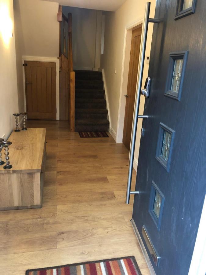 Big Room Rusholme With Tv And Private Bathroom-Parking&Wifi Manchester Zewnętrze zdjęcie