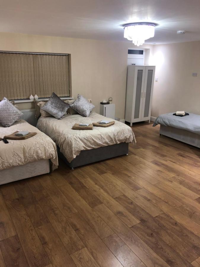 Big Room Rusholme With Tv And Private Bathroom-Parking&Wifi Manchester Zewnętrze zdjęcie