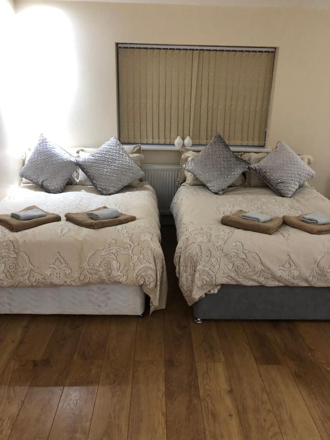 Big Room Rusholme With Tv And Private Bathroom-Parking&Wifi Manchester Zewnętrze zdjęcie