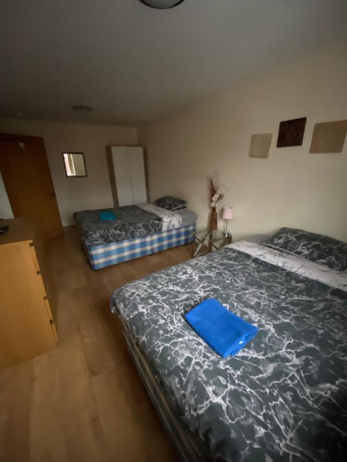Big Room Rusholme With Tv And Private Bathroom-Parking&Wifi Manchester Zewnętrze zdjęcie